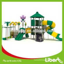 Funny Rubber Mat Flooring Straw House Kids Play Structure with Swing and Outdoor Fitness